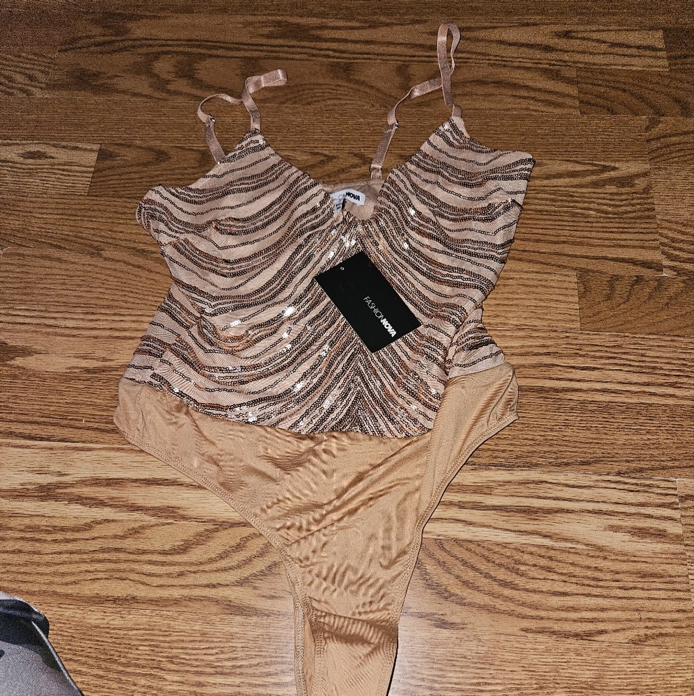 Rose Gold Sequin Women's Top; Never Worn..Back Zipper.